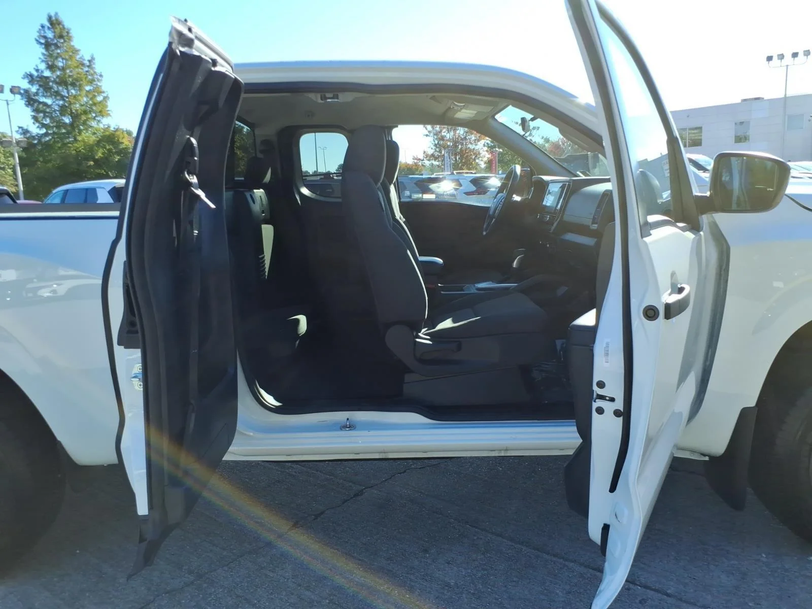 Used 2026 Glacier White Nissan S image 21