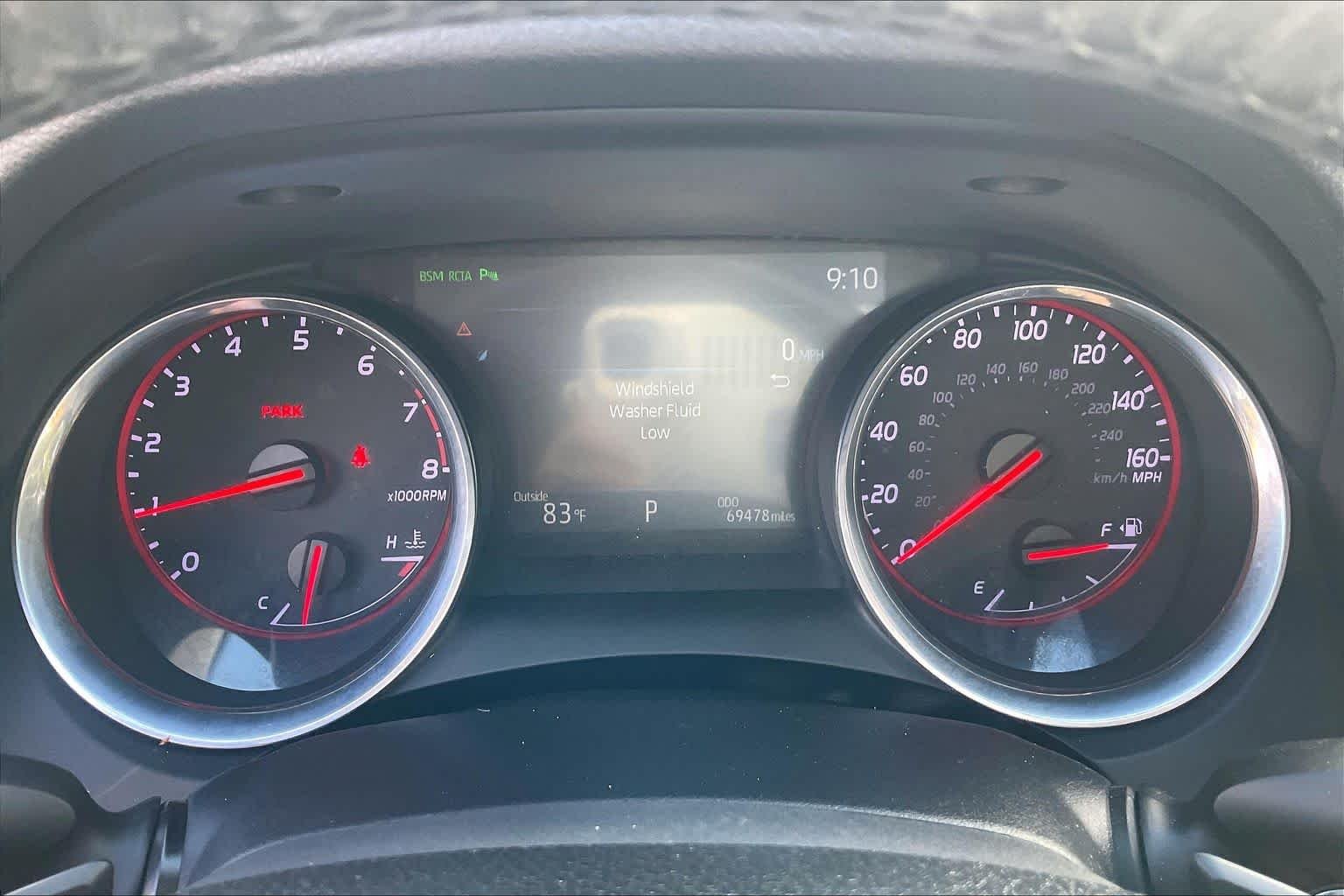 Used 2020 Wind Chill Pearl/Midnight Black Metallic Toyota XSE V6 image 23