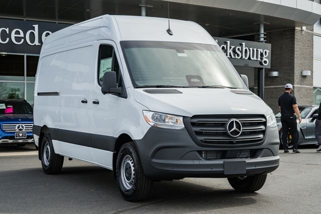 2026 Mercedes-Benz Sprinter Cargo Van Cargo 144 WB