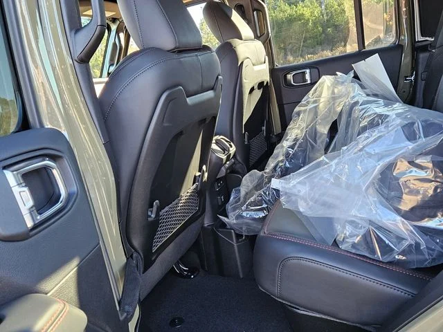 New 2026 41 Exterior Paint Jeep Rubicon X image 6