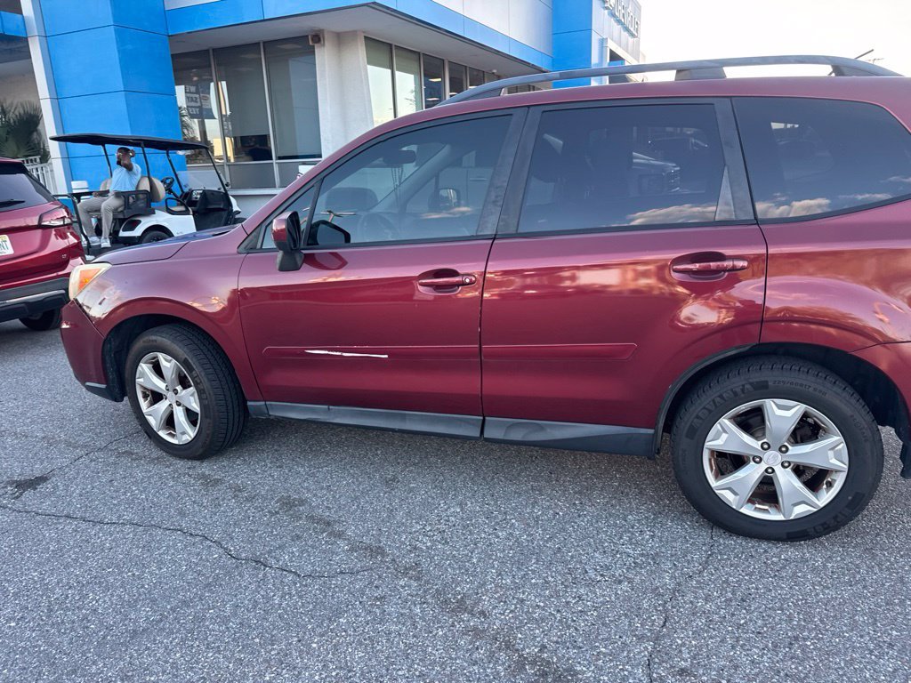Used 2014 Red Subaru 2.5i Premium image 7