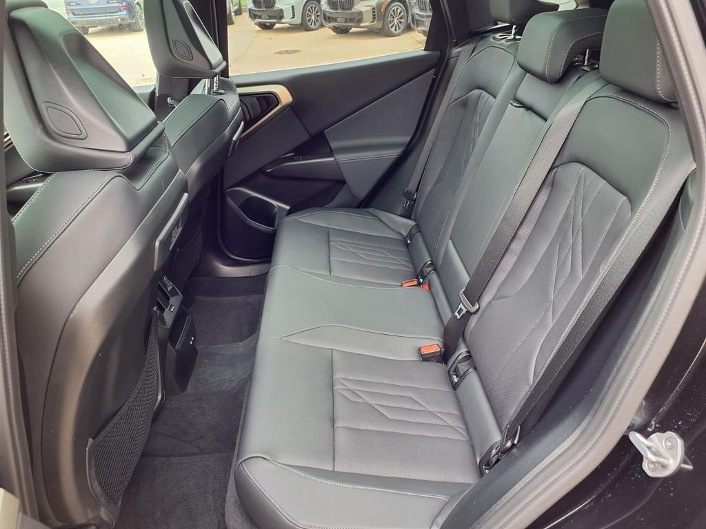 Used 2025 Black Sapphire Metallic BMW 30 xDrive image 16
