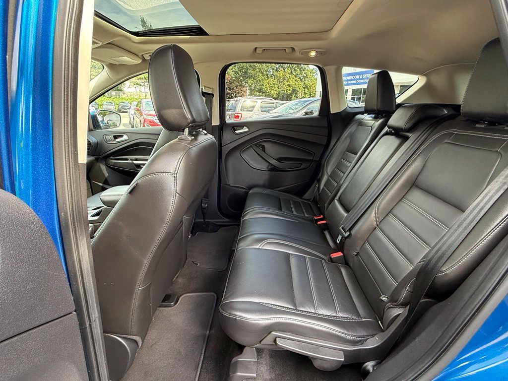 Used 2018 Blue Ford SEL image 22