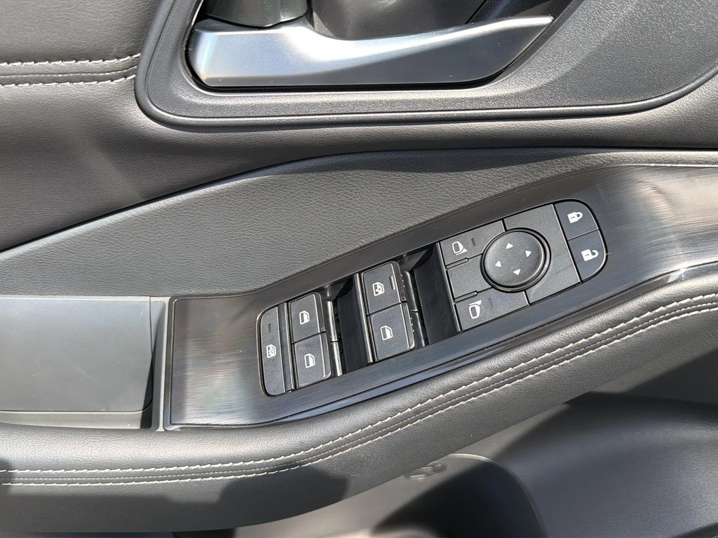 New 2026 Boulder Gray Pearl Nissan Dark Armor image 32