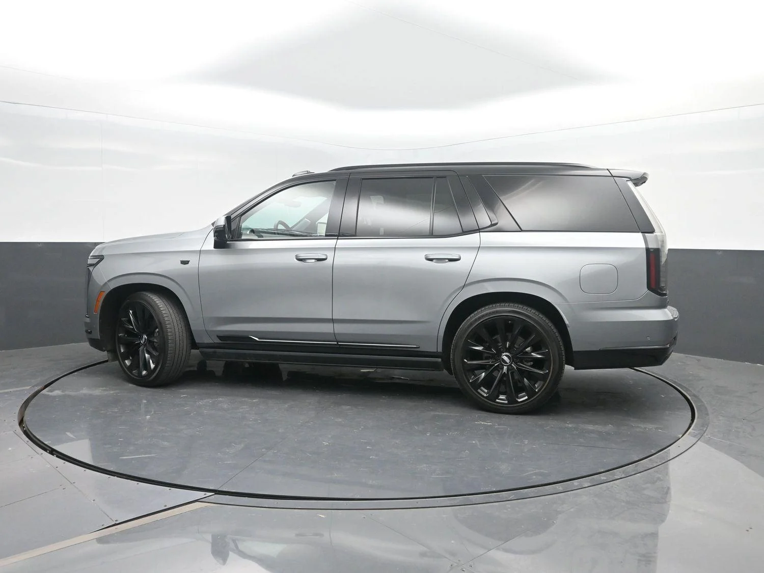 Used 2025 Argent Silver Metallic Cadillac 4WD Sport Platinum image 48