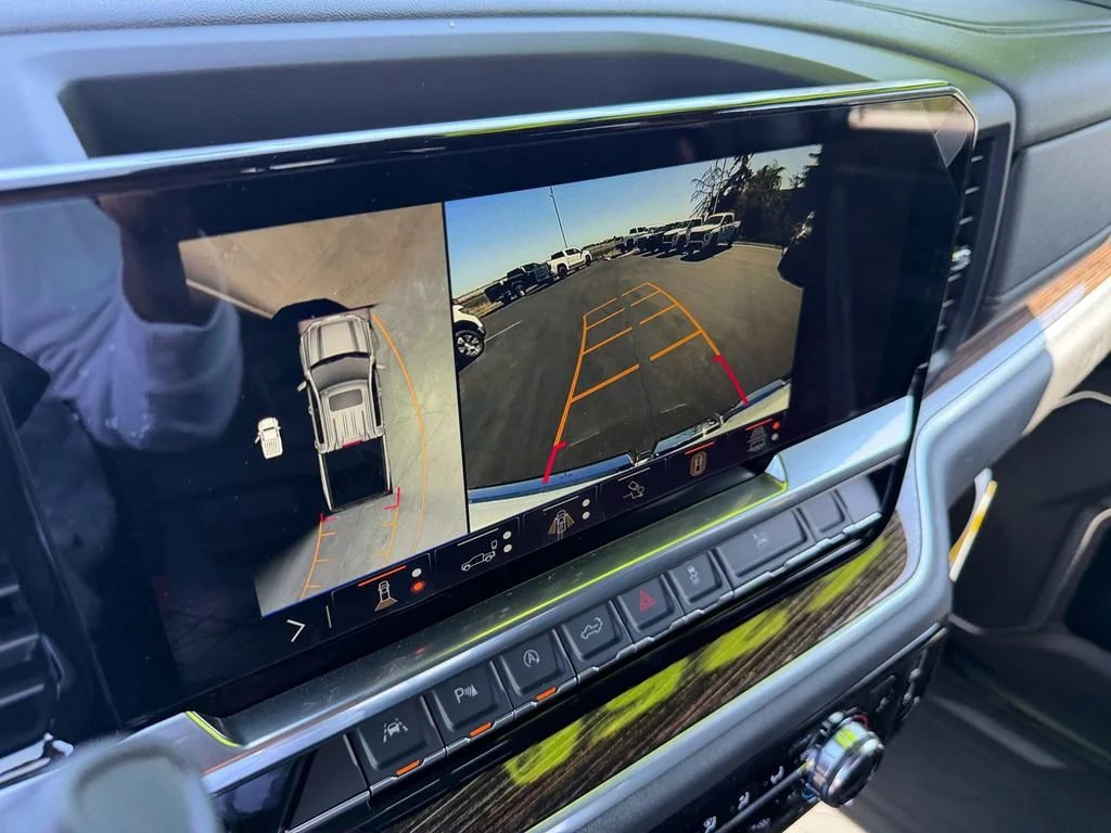 New 2026 Summit White GMC SLE image 23
