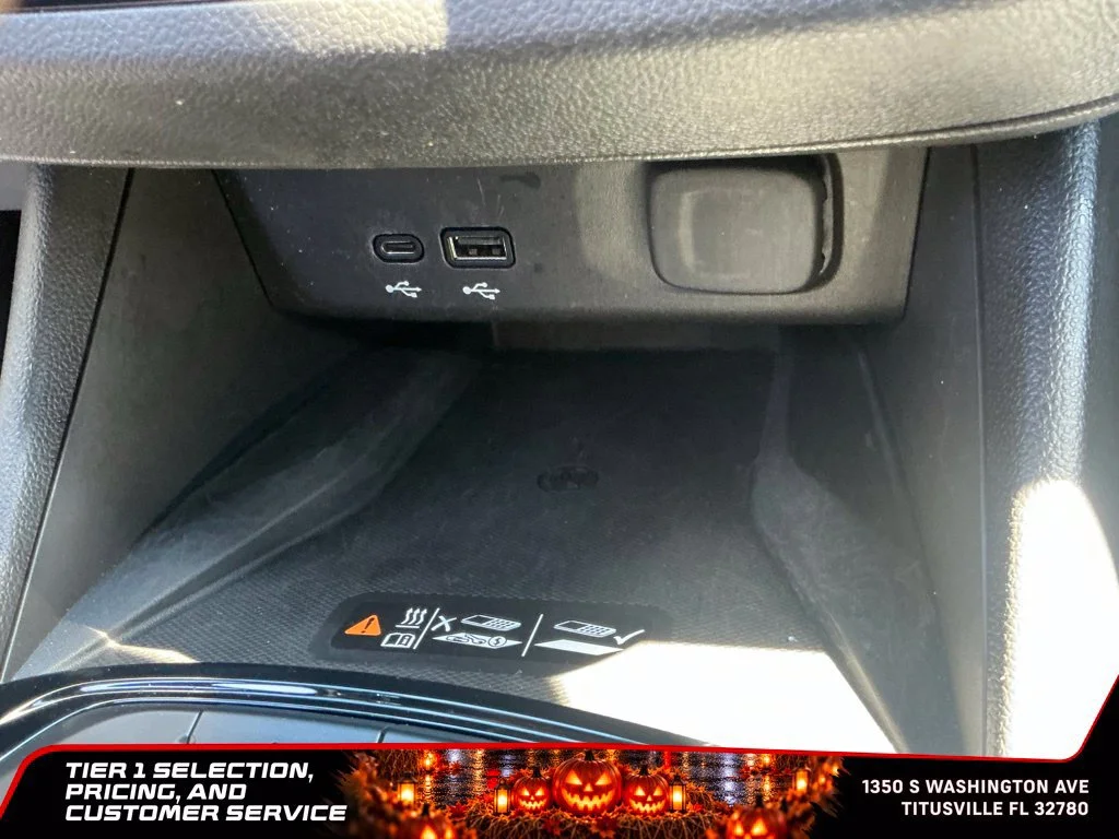 Used 2024 Summit White Buick Sport Touring image 33