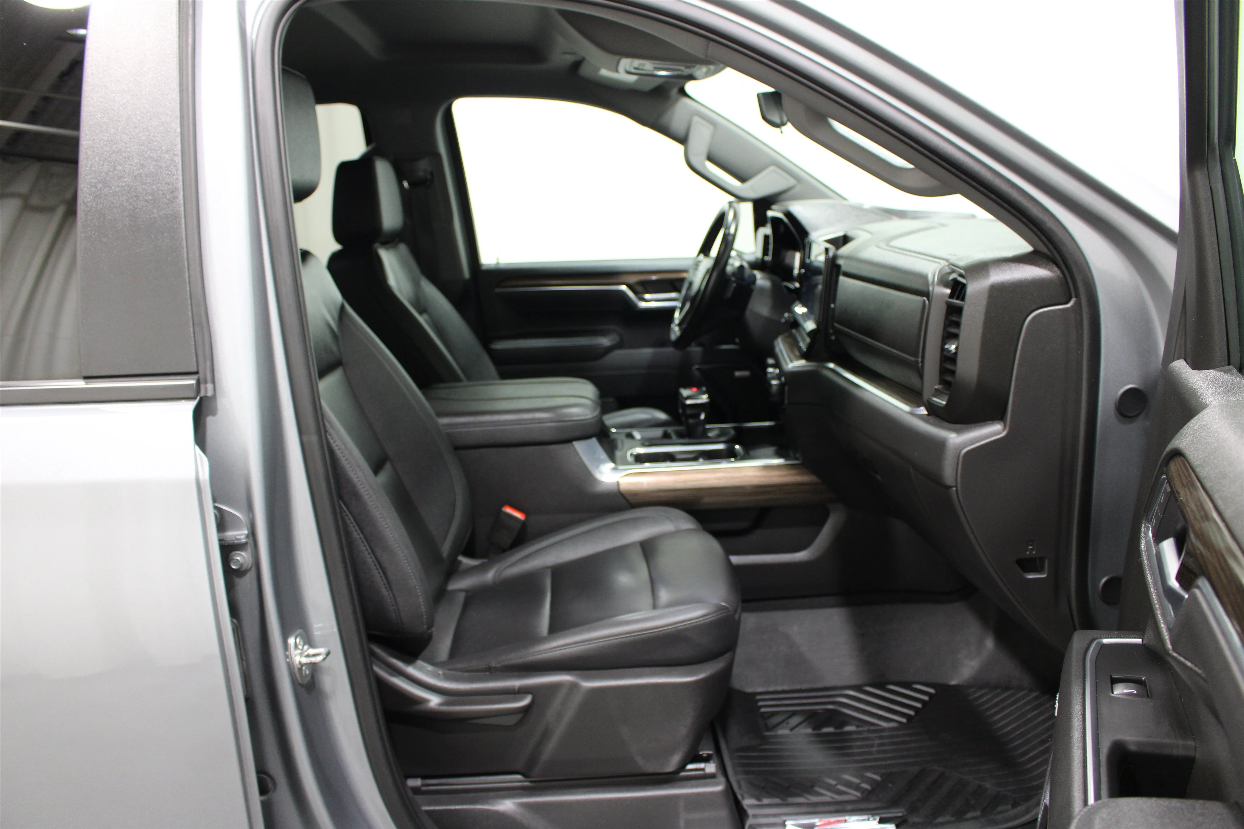 2025 Chevrolet Silverado 1500 LT Trail Boss - Photo 24