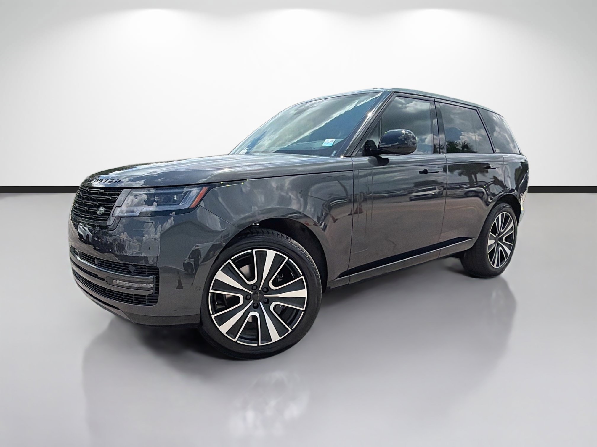 New 2026 Carpathian Grey Land Rover SE image 1