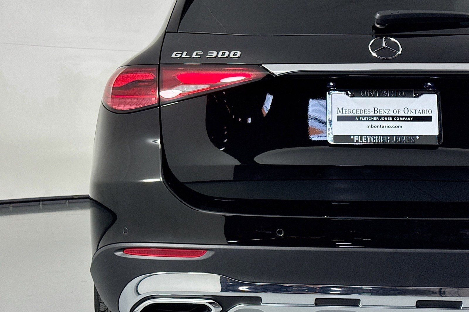 Certified Used 2025 Black Mercedes-Benz 300 image 15