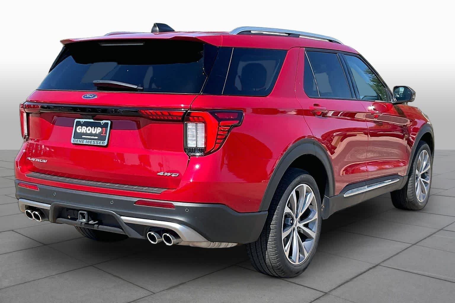 Used 2025 Rapid Red Metallic Tinted Clearcoat Ford Platinum image 13