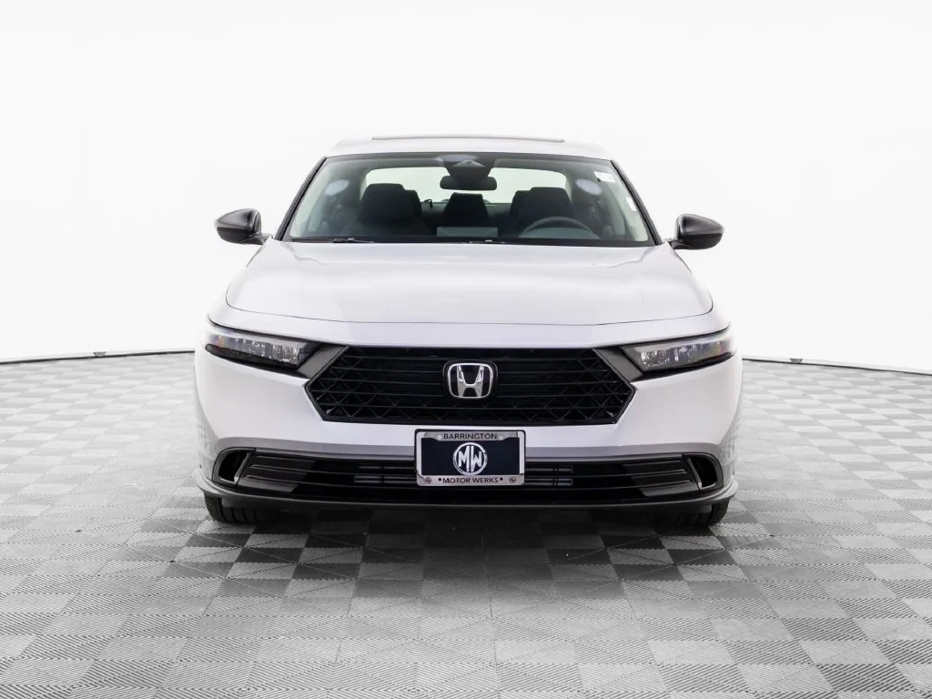 New 2026 Silver Honda SE image 9
