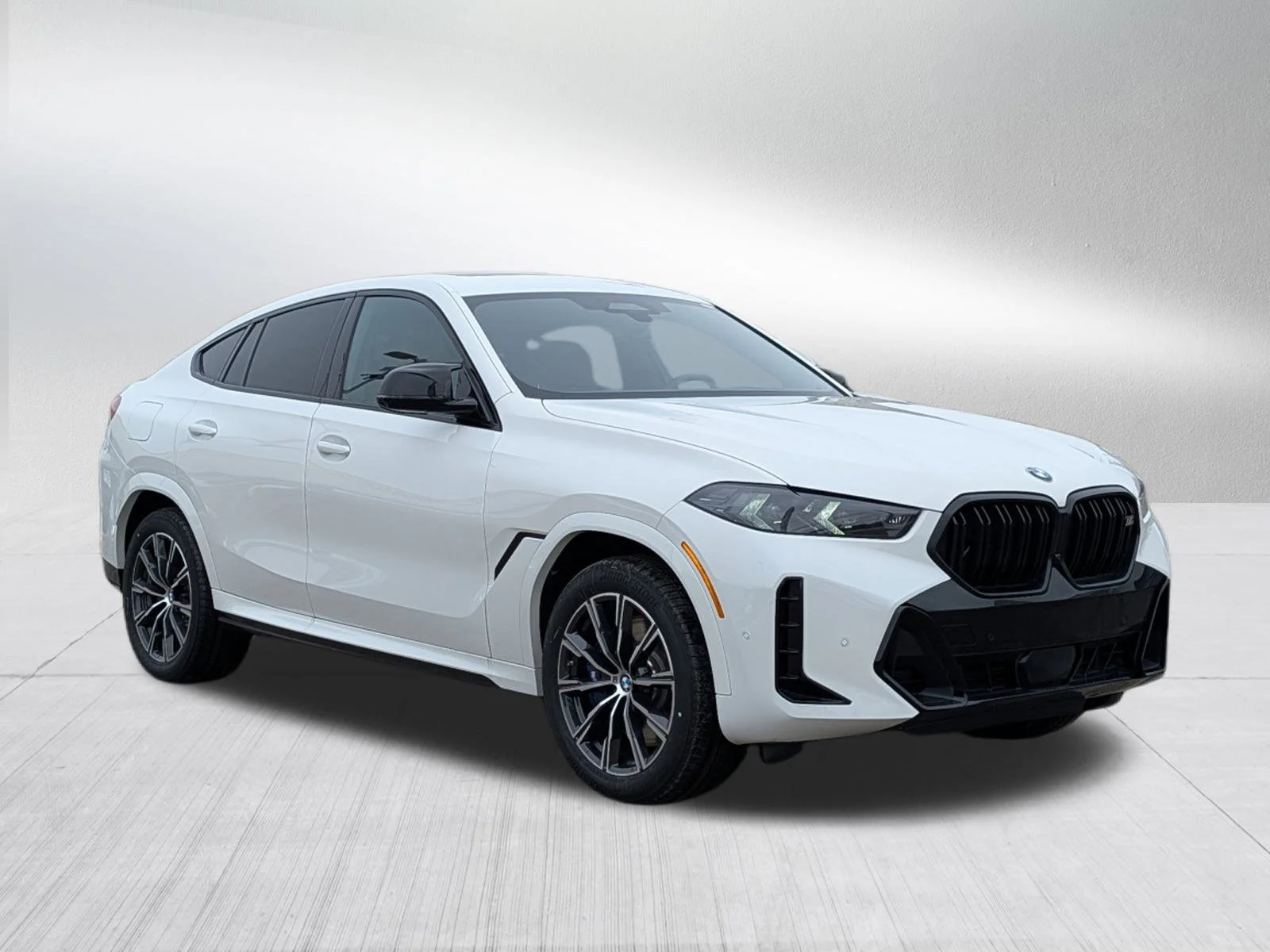 2026 BMW X6 M60i's photo