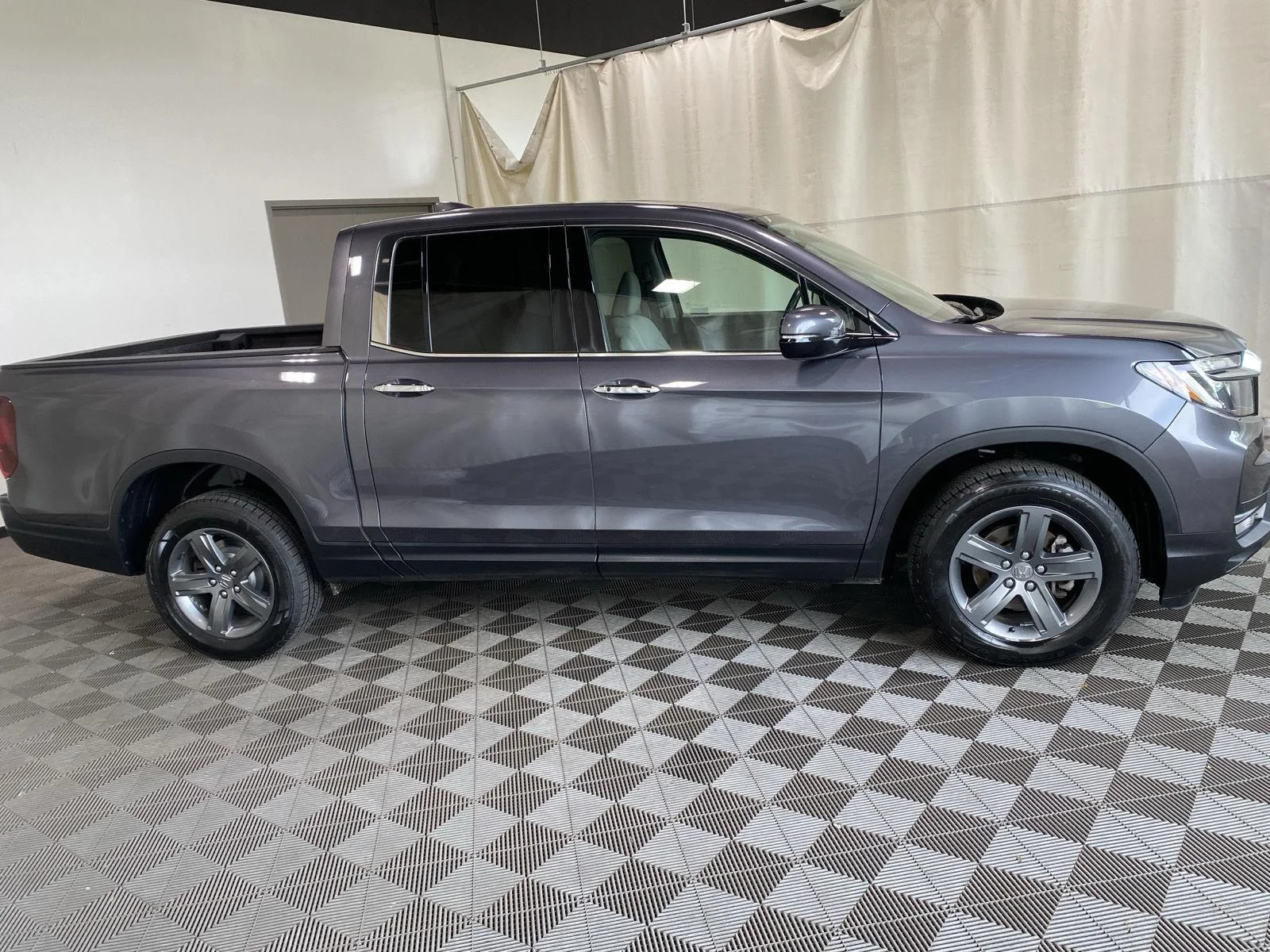 Used 2023 Modern Steel Metallic Honda RTL-E image 15
