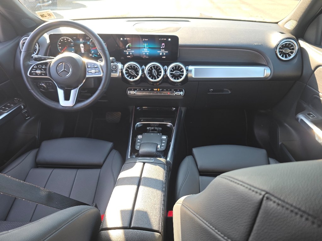 Used 2023 Black Mercedes-Benz GLB 250 image 2