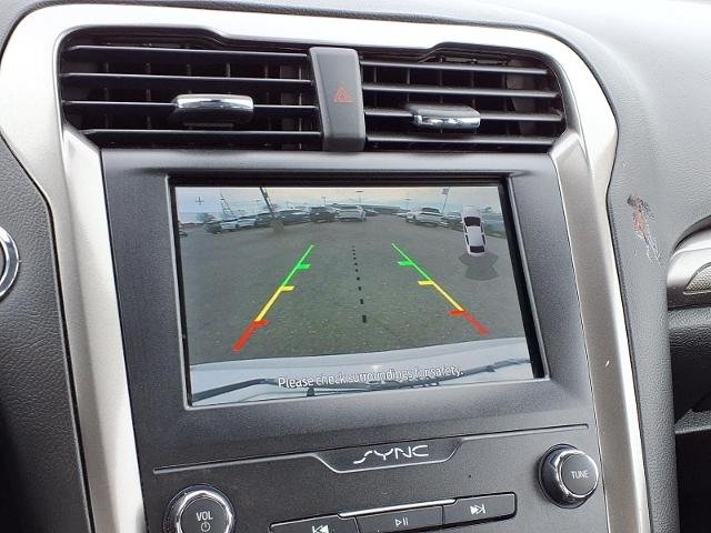 Used 2019 White Ford  image 4