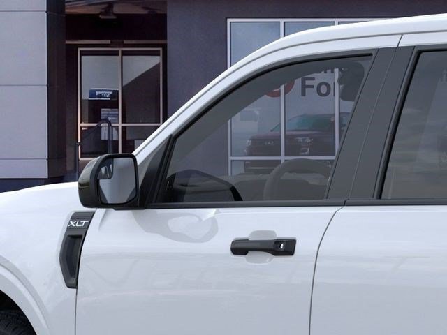 New 2026 Oxford White Ford XLT image 23