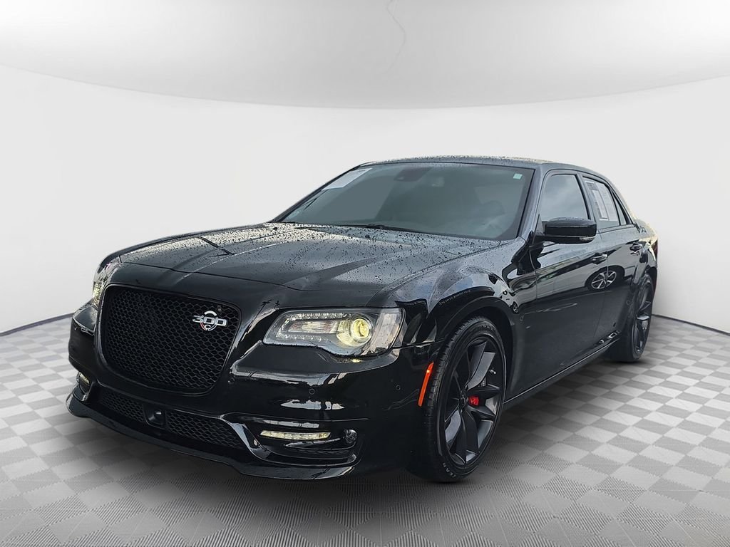 Used 2023 Black Chrysler C image 4