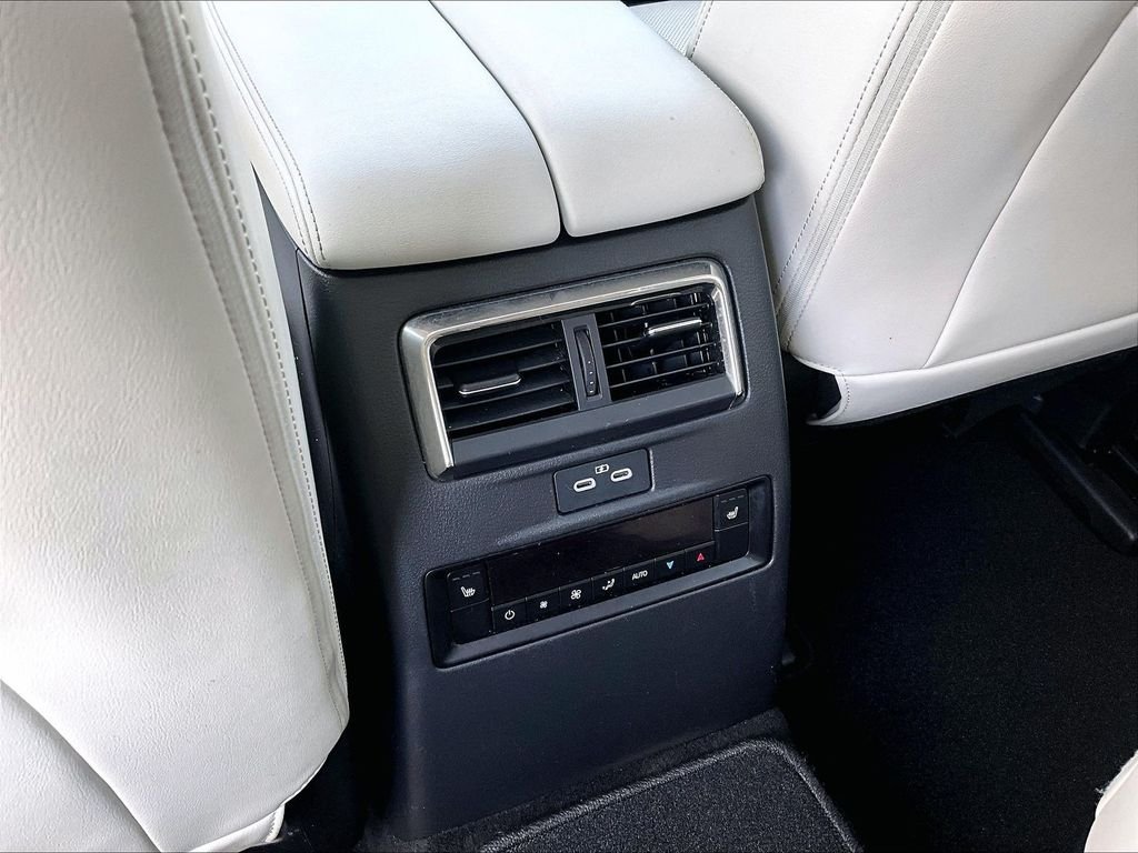Used 2024 White Mazda Premium Plus image 29