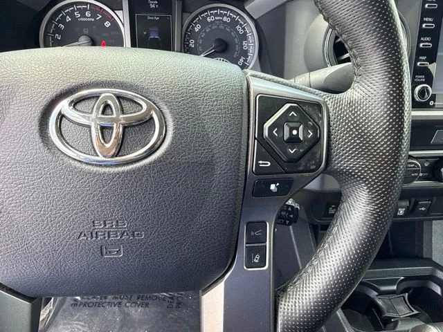 Used 2022 Silver Toyota SR5 image 25