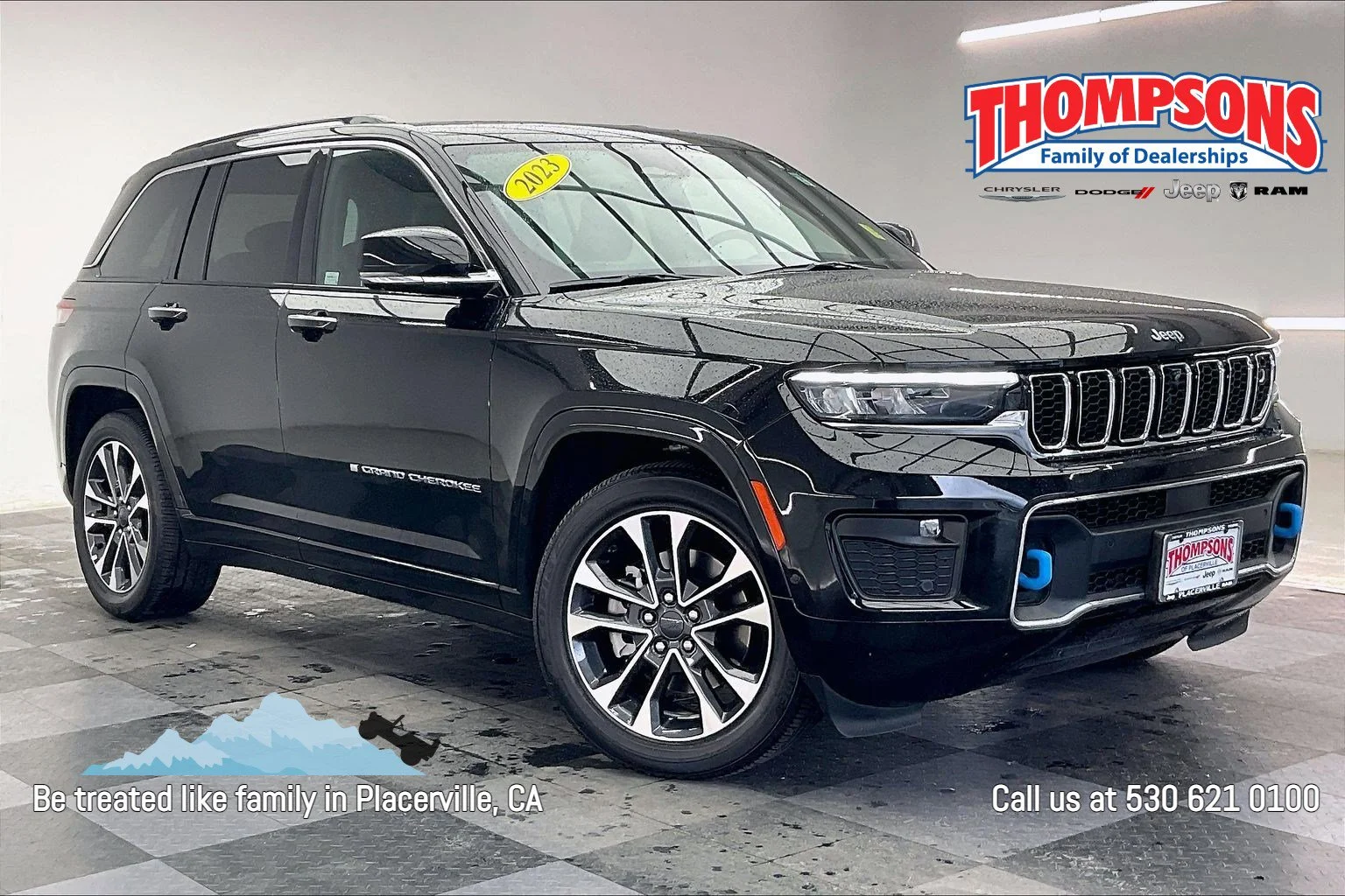 2023 Jeep Grand Cherokee Overland 4xe 4x4's photo