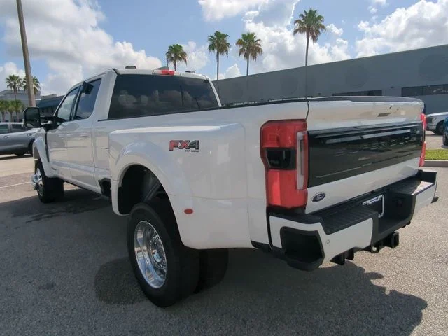 New 2026 Star White Metallic Tri-Coat Ford F-450® Platinum® image 6
