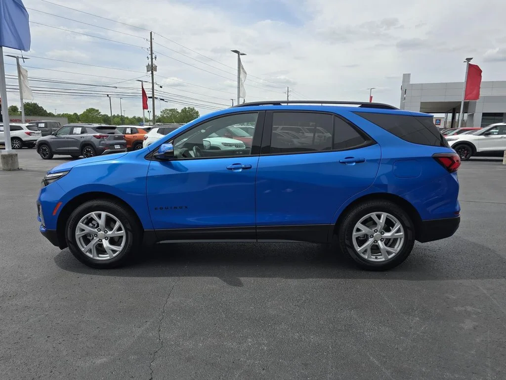 Used 2024 Riptide Blue Metallic Chevrolet RS image 4