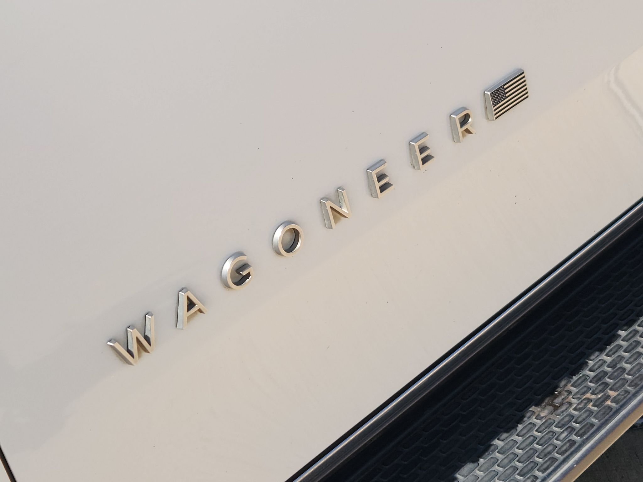 Used 2022 Bright White Clearcoat Jeep Series II image 12