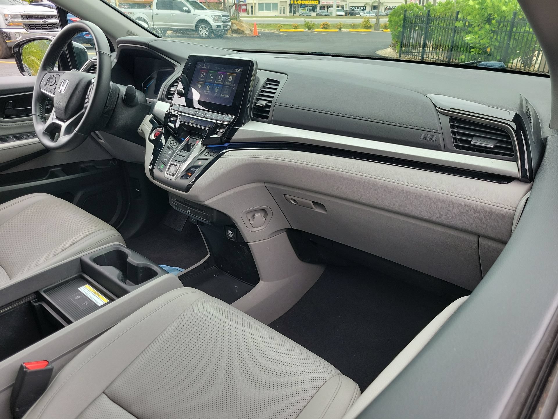 Used 2018 White Honda Elite image 13