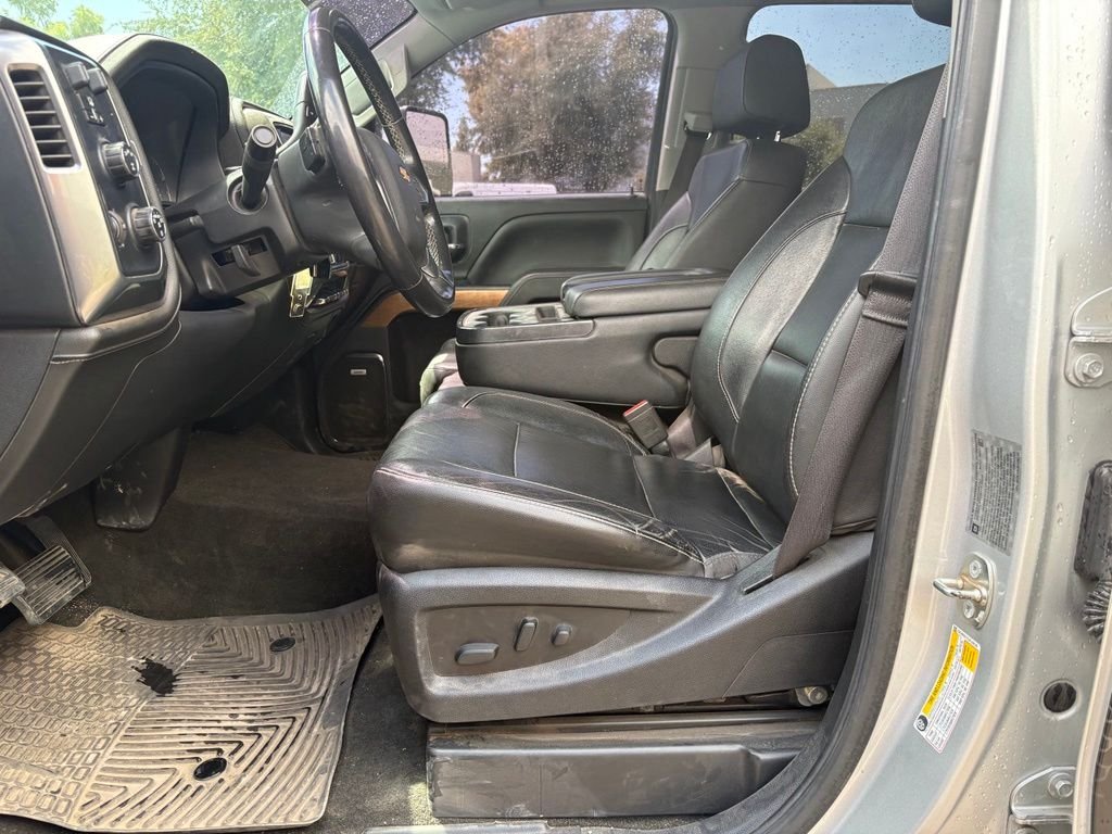 Used 2018 Silver Chevrolet LTZ image 8