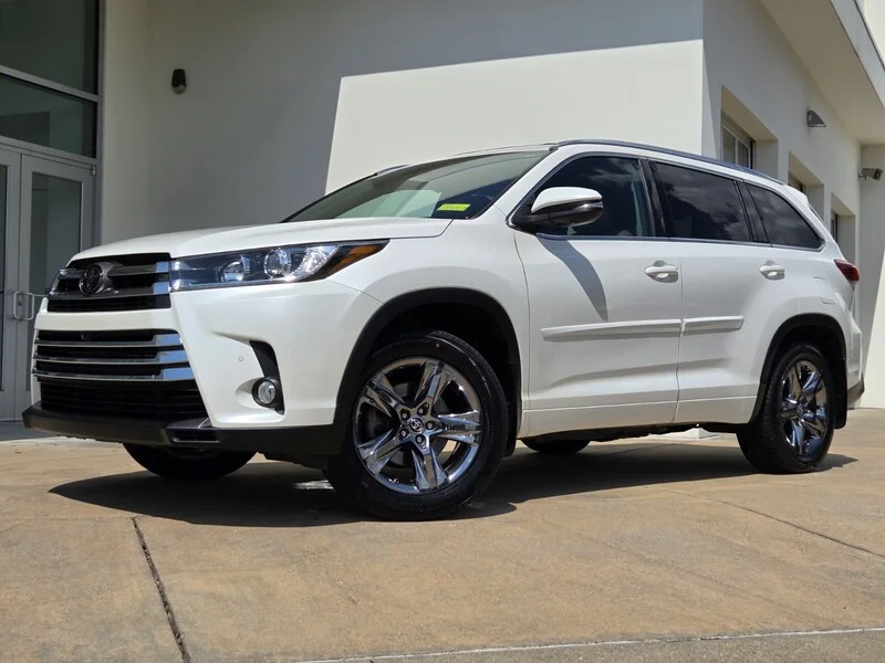 Used 2018 Blizzard Pearl TOYOTA LIMITED PLATINUM V6 AWD image 30