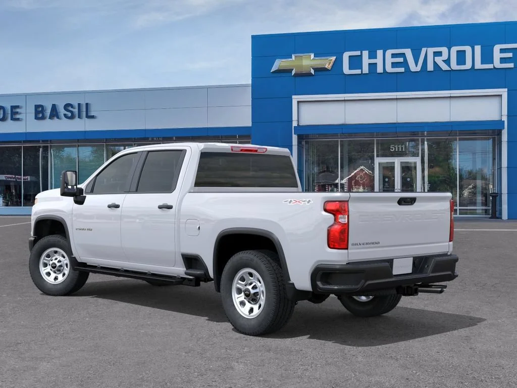 New 2026 Summit White Chevrolet WT image 3