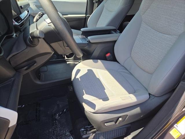Certified Used 2025 MAGNETIC GRAY MET. Toyota  image 8