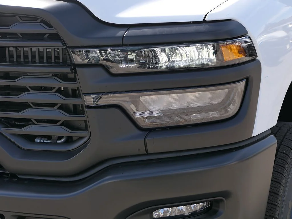 2026 RAM 3500 Tradesman - Photo 7