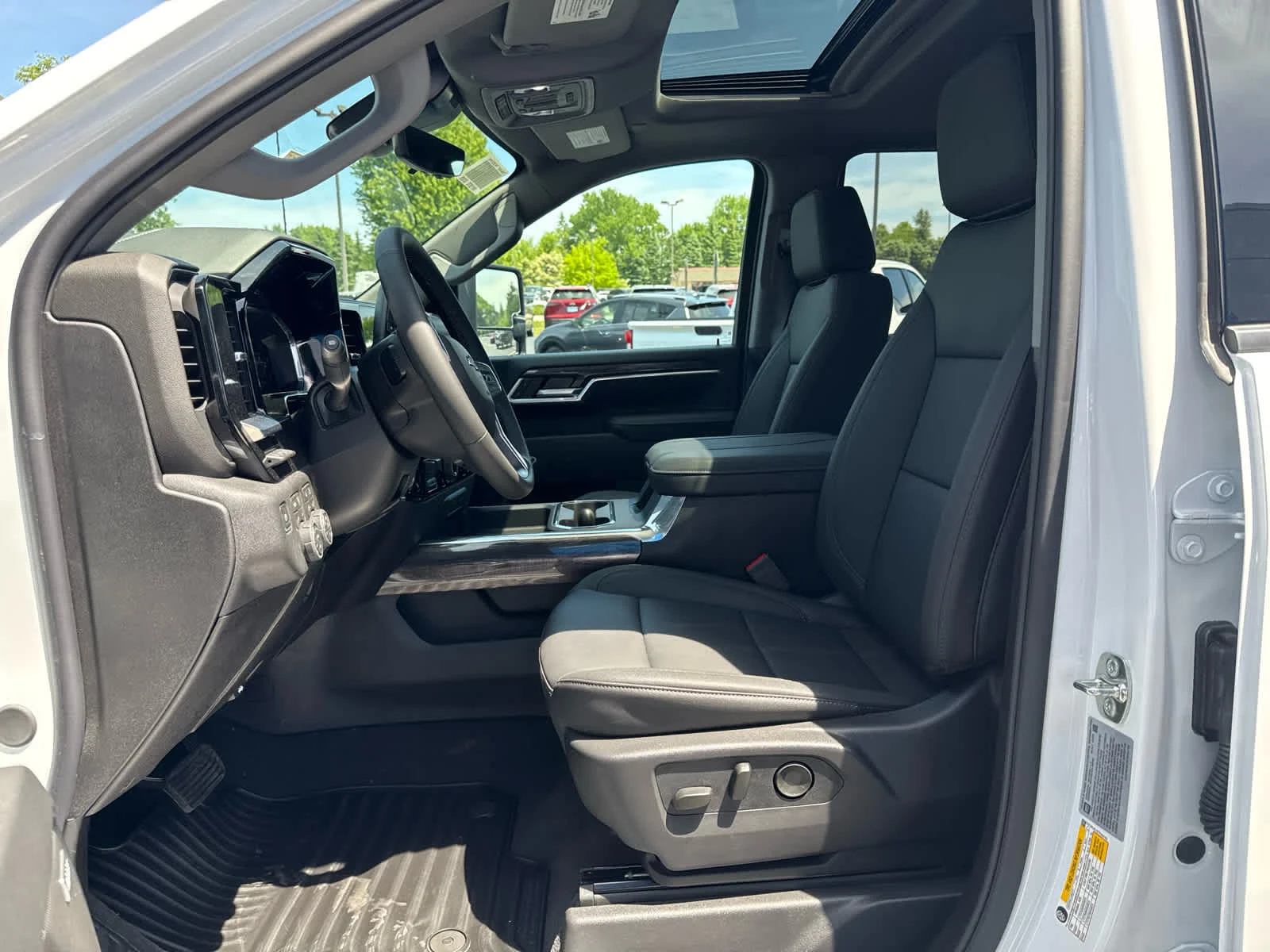 2026 Chevrolet Silverado 3500 HD LTZ - Photo 16