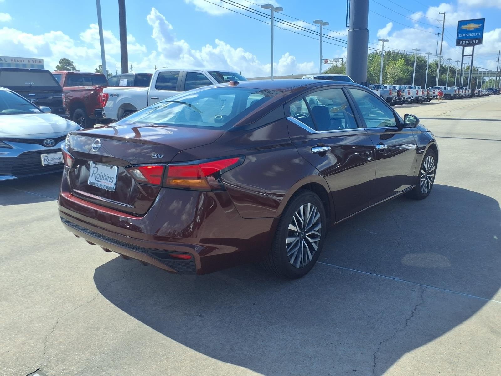 Used 2024 Nissan Altima SV with VIN 1N4BL4DV0RN419355 for sale in Humble, TX