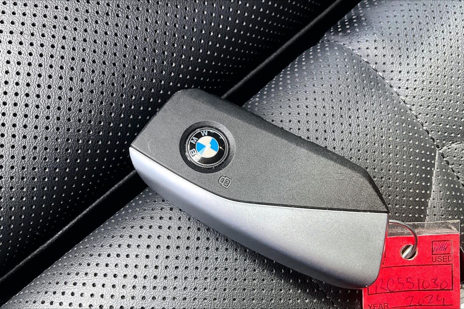 Used 2024 Black Sapphire Metallic BMW 530i image 15