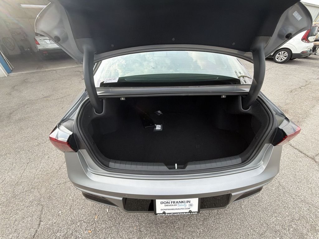 Used 2025 Gray Kia GT-Line image 23