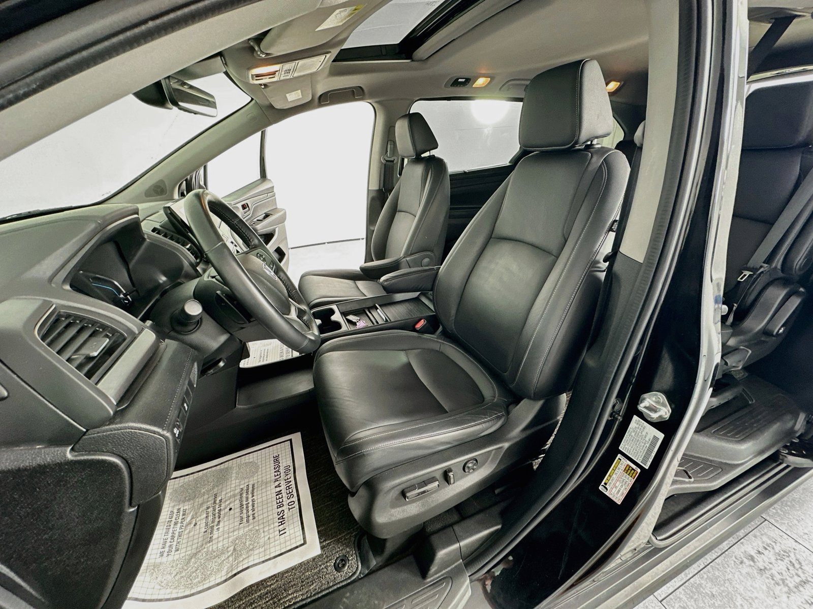 2024 Honda Odyssey EX-L - Photo 28