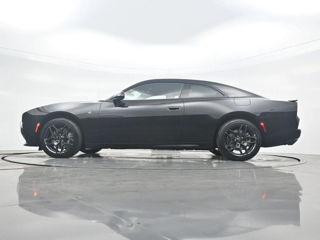 New 2026 Diamond Black Crystal Pearlcoat Dodge Scat Pack image 41