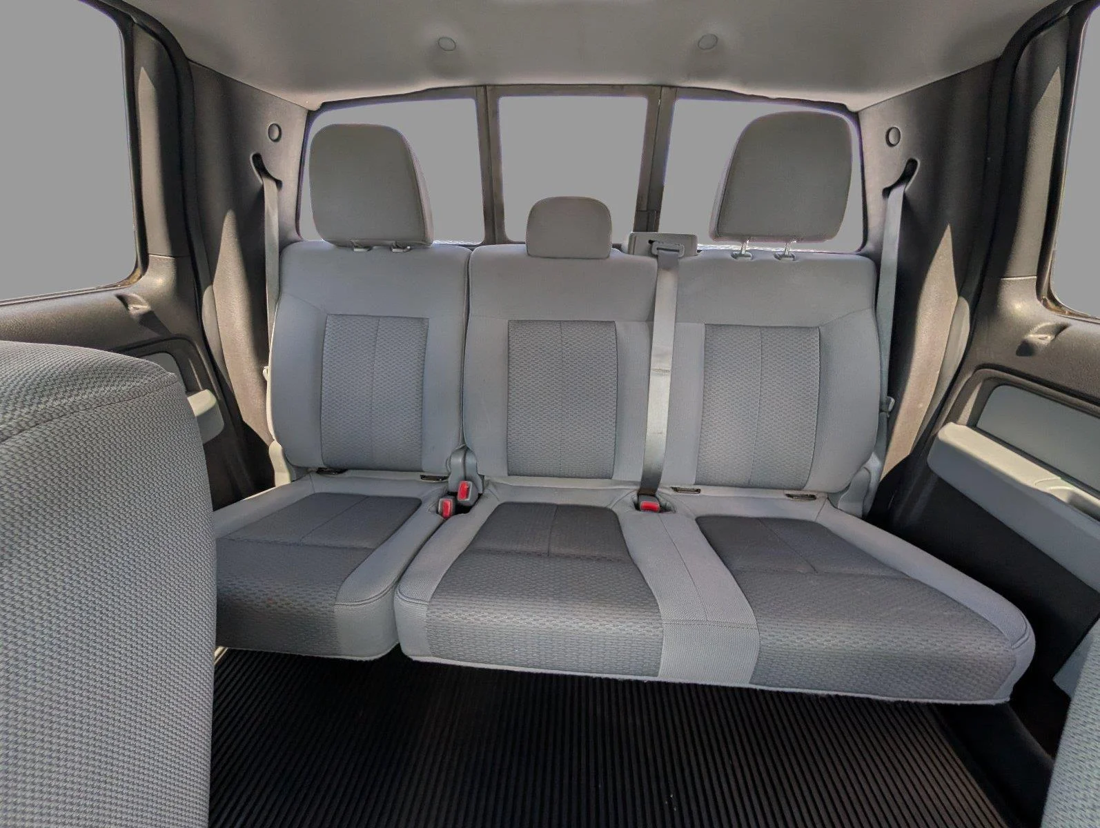 Used 2013 Ingot Silver Metallic Ford XLT image 14