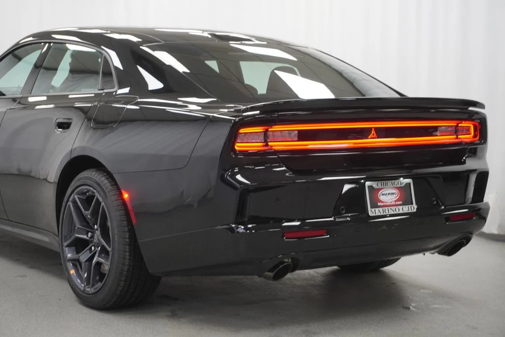 New 2026 Diamond Black Crystal Pearlcoat Dodge Scat Pack Plus image 12