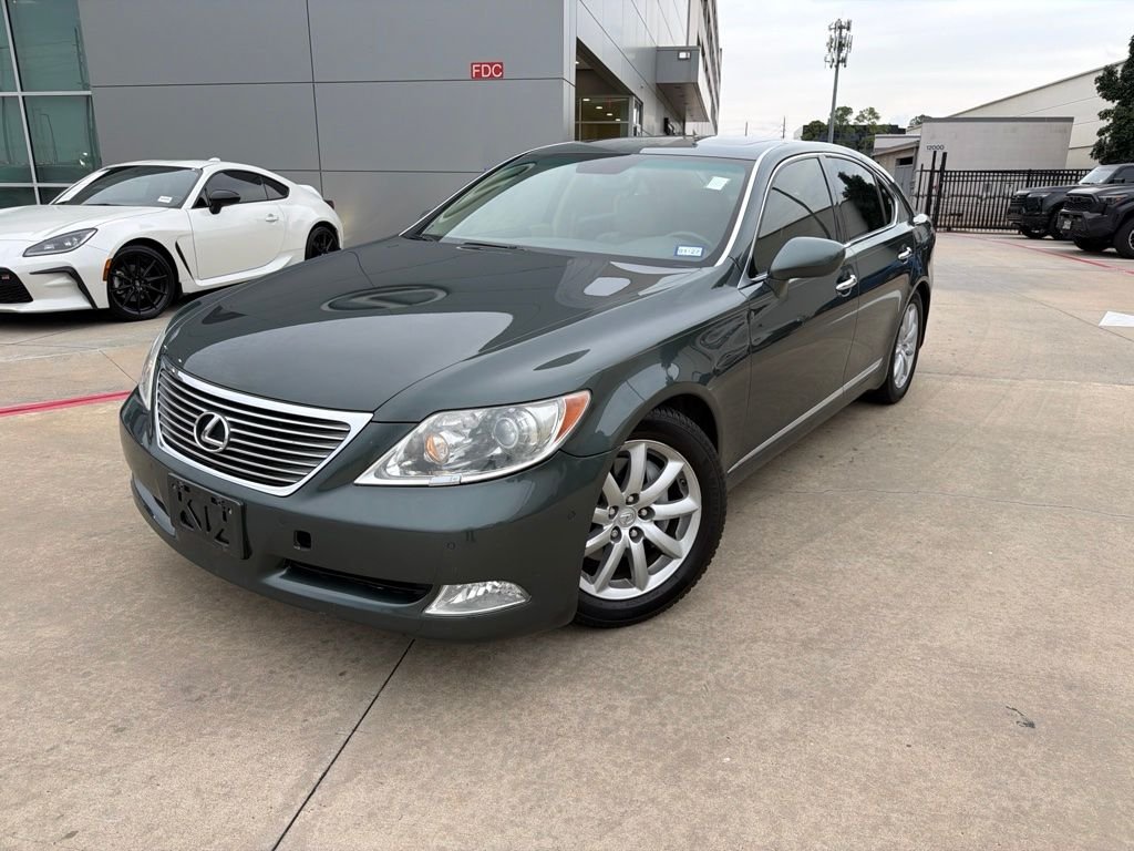 Used 2007 Verdigris Lexus 460 image 1