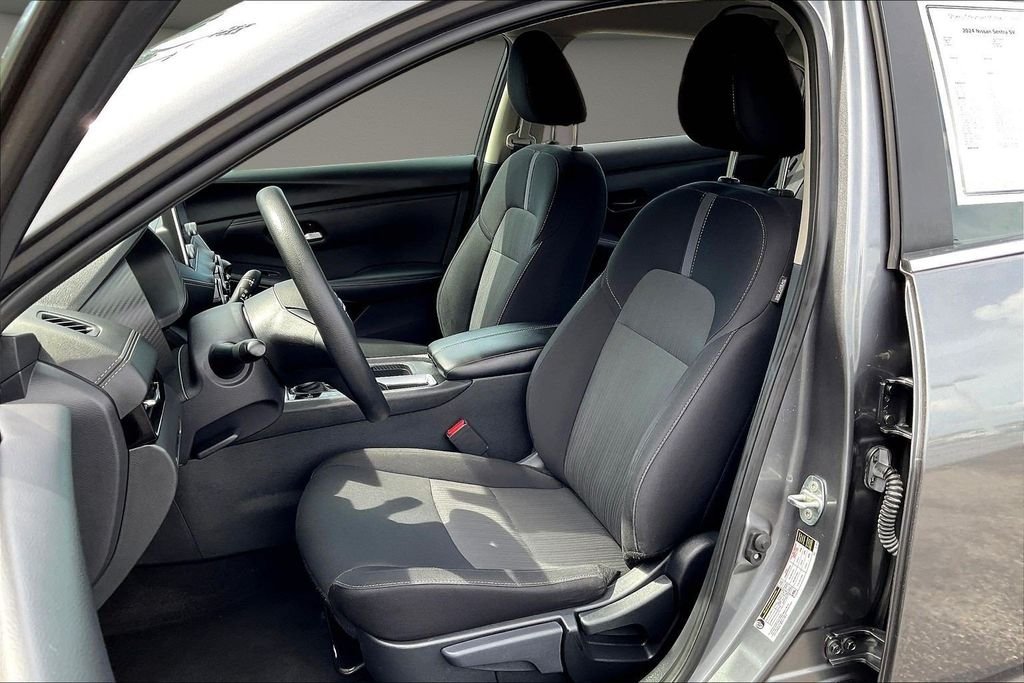 Used 2024 Gray Nissan SV image 24