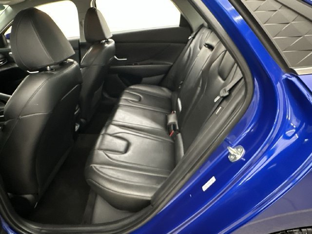 2024 Hyundai Elantra Limited - Photo 11