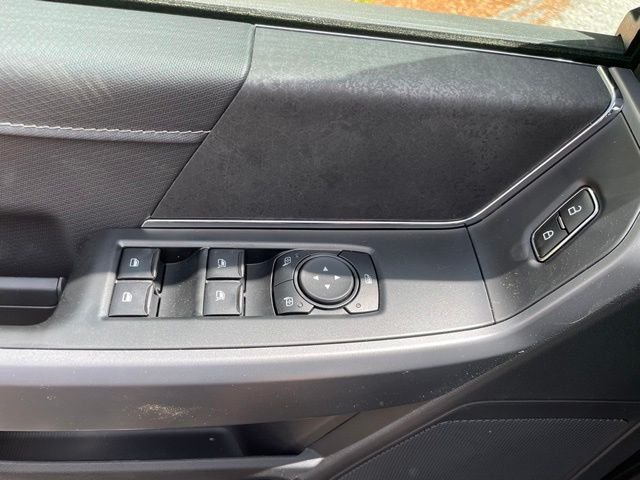 New 2026 CARBONIZED GRAY Ford XLT image 15