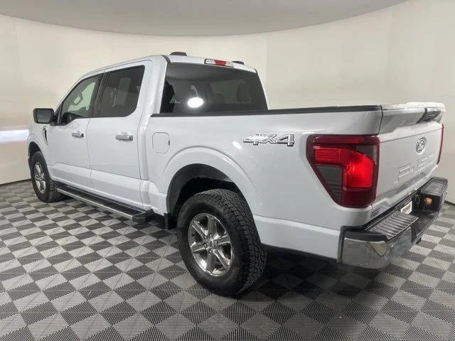 Used 2025 Whi/white Ford XLT image 5