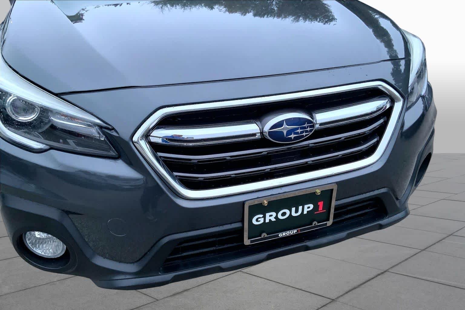 Used 2018 Magnetite Gray Metallic Subaru Limited image 32