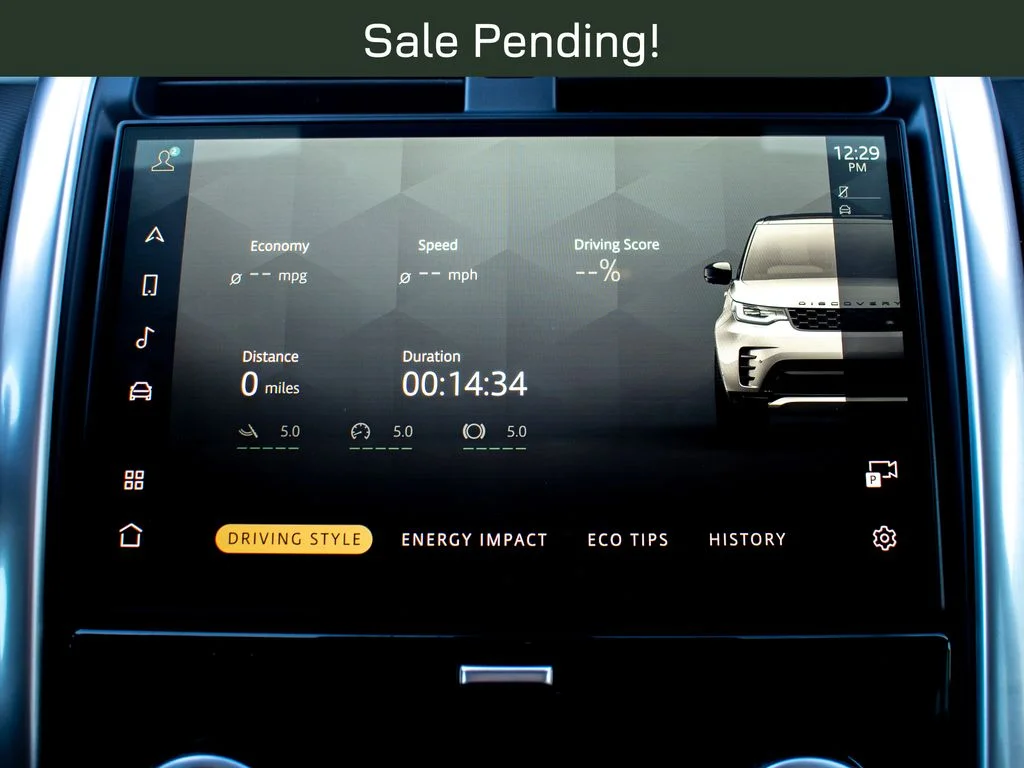 Used 2025 Gray Land Rover Dynamic SE image 27
