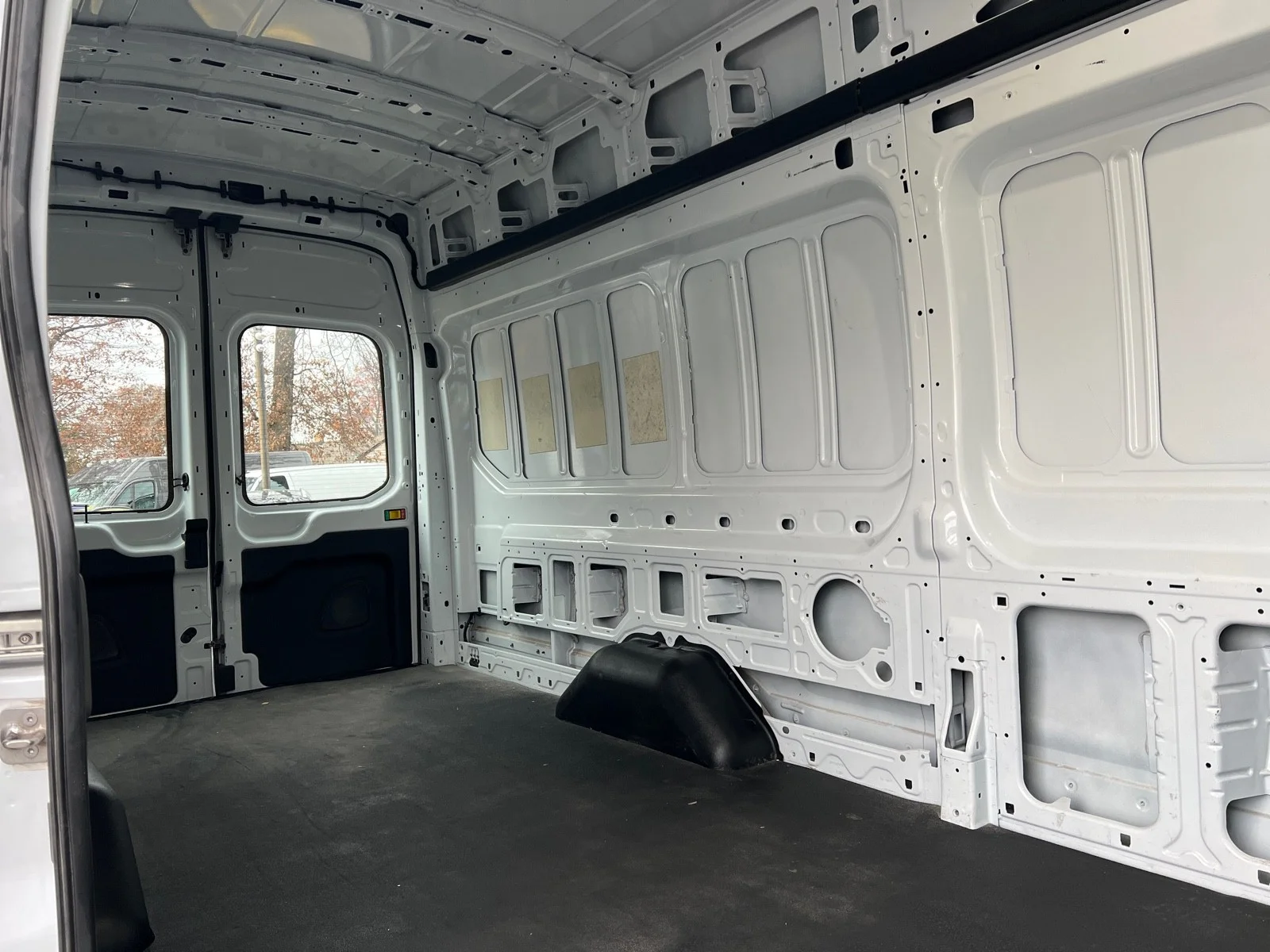 Used 2021 Oxford White Ford T-250 148